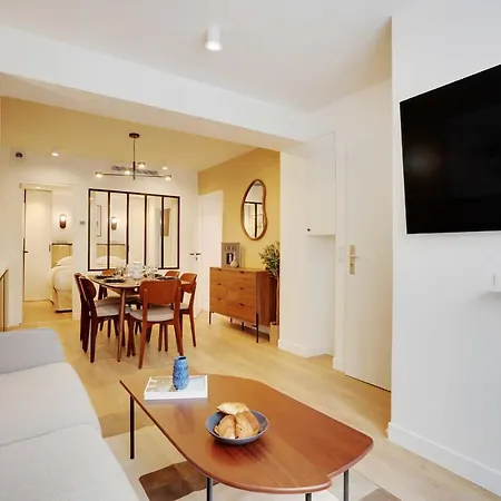 Superb Apt Exceptional Location In The Heart Of - Louvre *