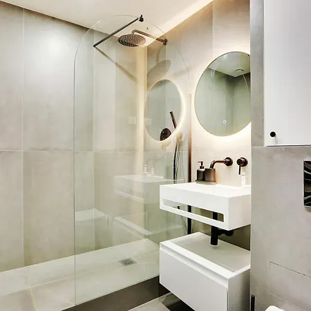 Superb Apt Exceptional Location In The Heart Of - Louvre *