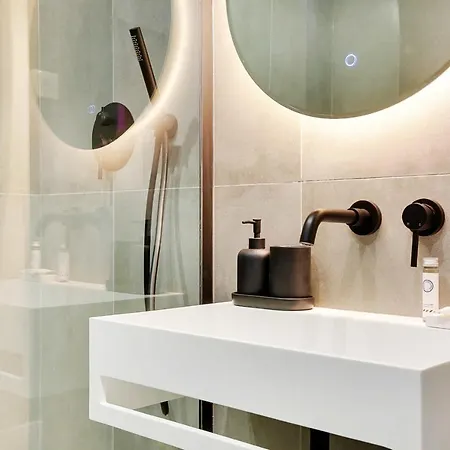 Superb Apt Exceptional Location In The Heart Of - Louvre 公寓 *